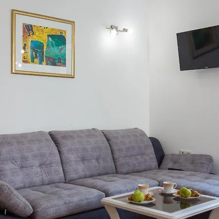Apartment Palace La Strada