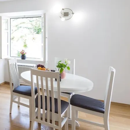 Palace La Strada Apartment